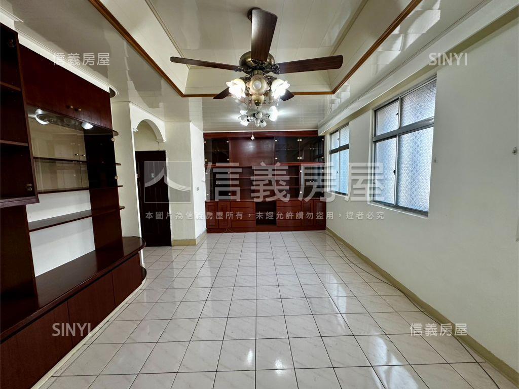 大坪林民權商圈３樓大空間房屋室內格局與周邊環境