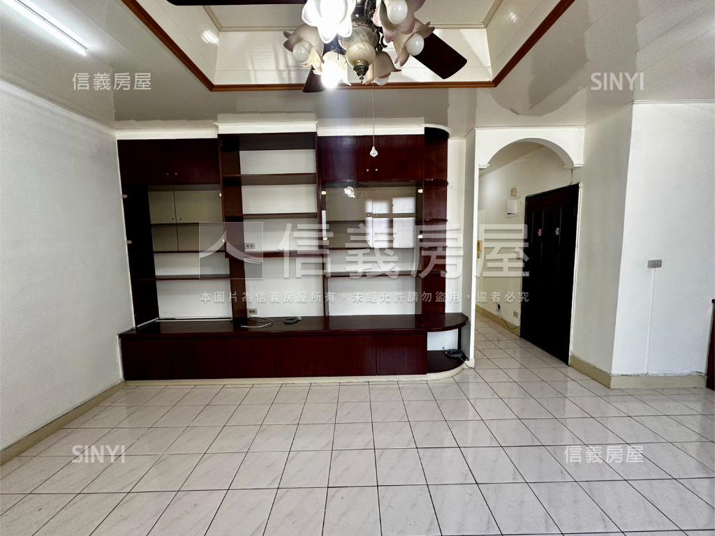 大坪林民權商圈３樓大空間房屋室內格局與周邊環境