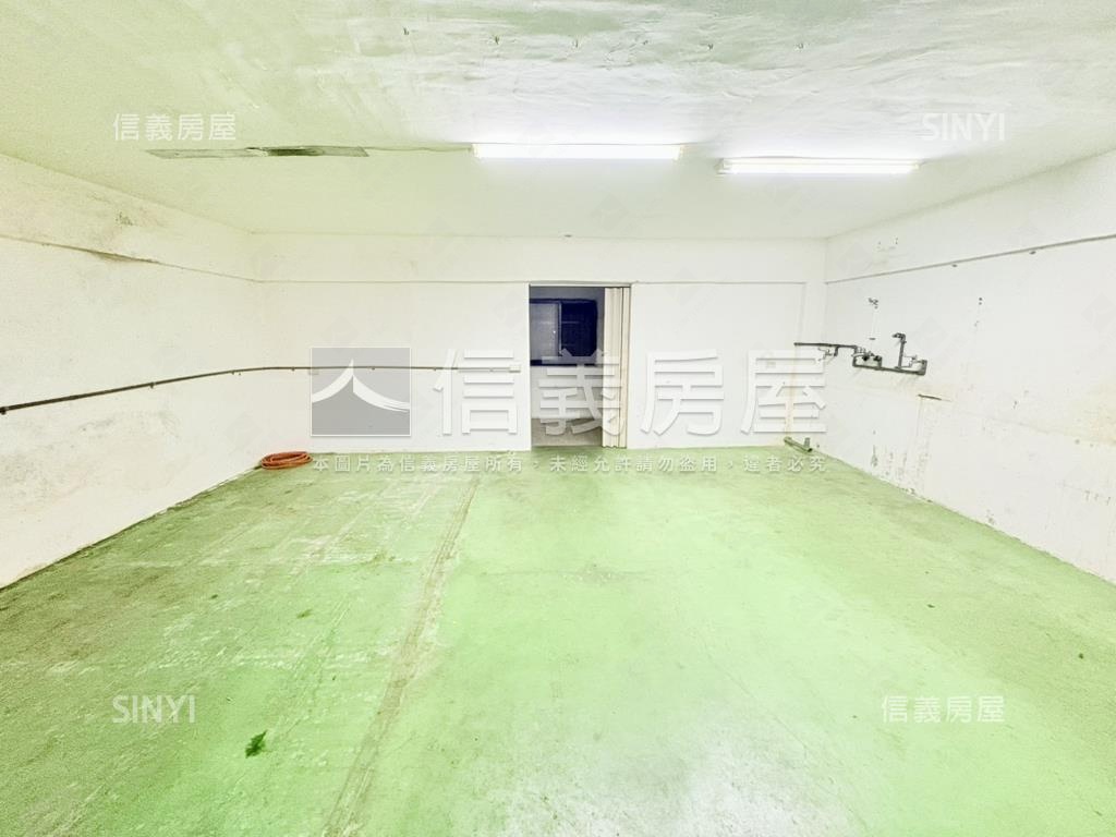 頂崁工業區透天廠辦房屋室內格局與周邊環境