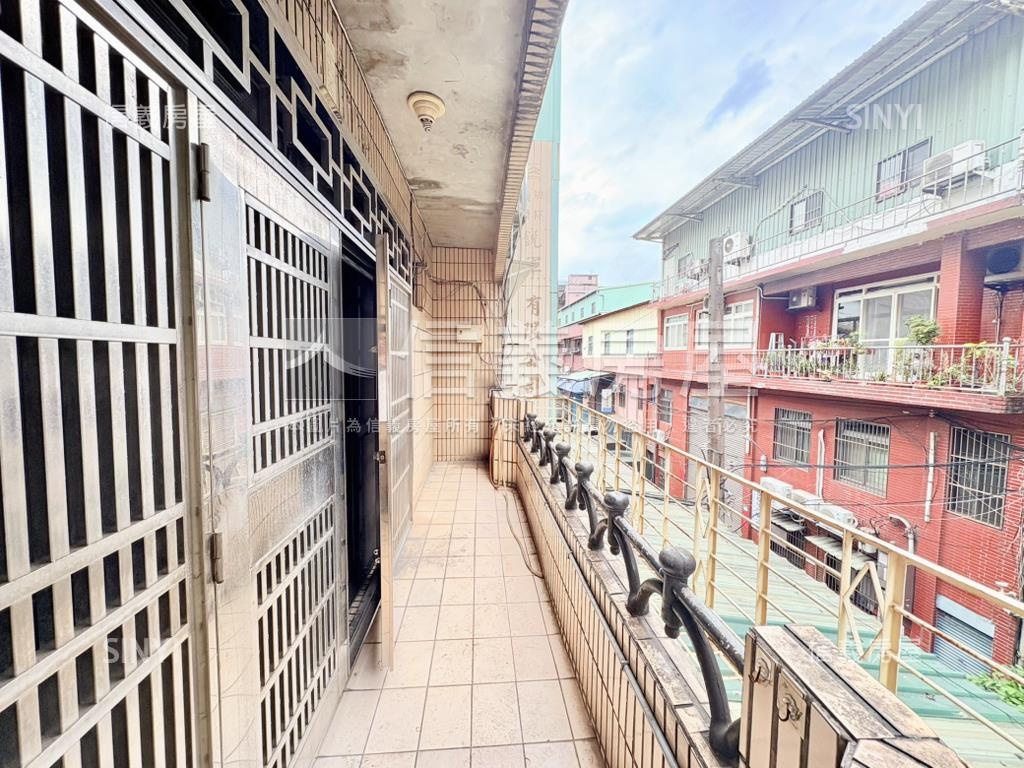 頂崁工業區透天廠辦房屋室內格局與周邊環境