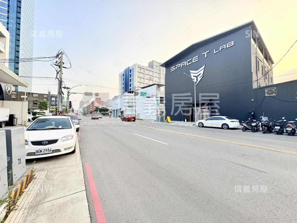頂崁工業區透天廠辦房屋室內格局與周邊環境