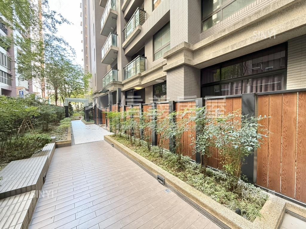 捷運宅自在柳陽三房平車房屋室內格局與周邊環境