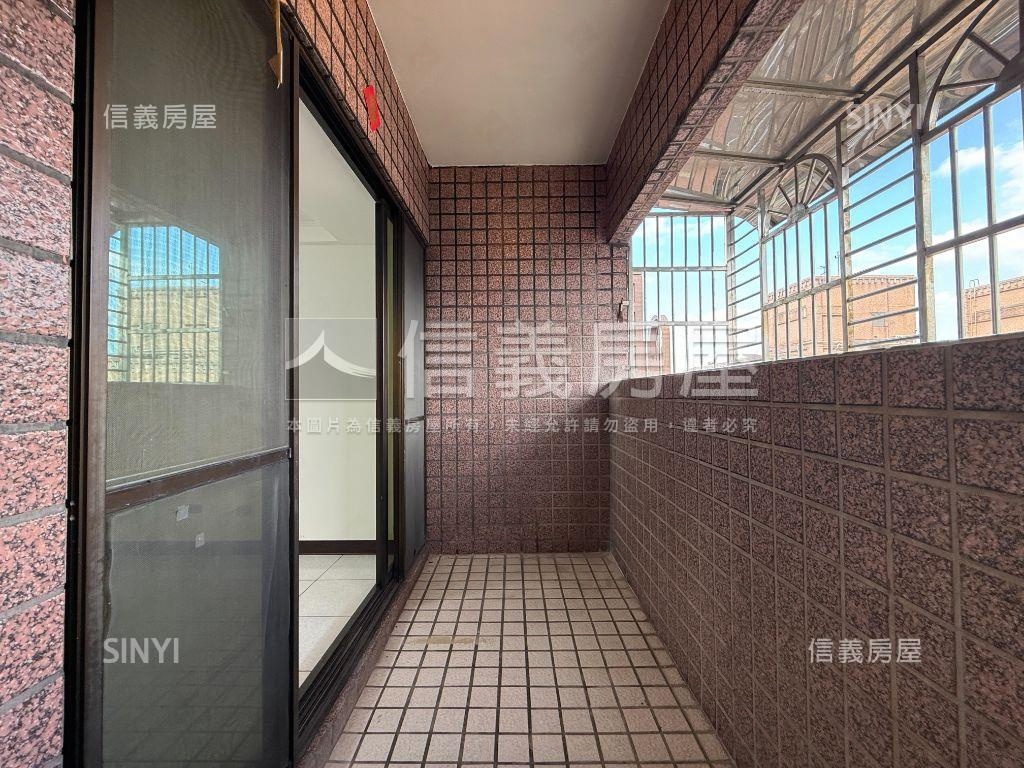 摩登高樓層三面採光大四房房屋室內格局與周邊環境