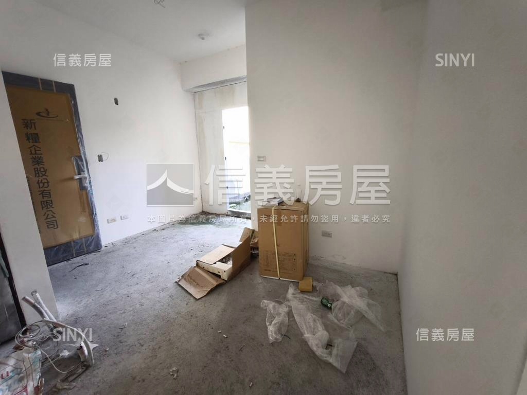 京站ｖｉｓａ兩房露臺戶房屋室內格局與周邊環境