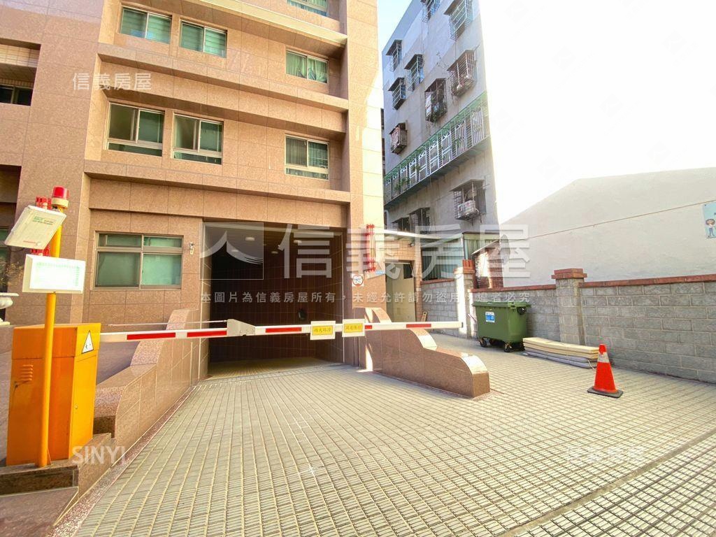 東利八方三房車位房屋室內格局與周邊環境