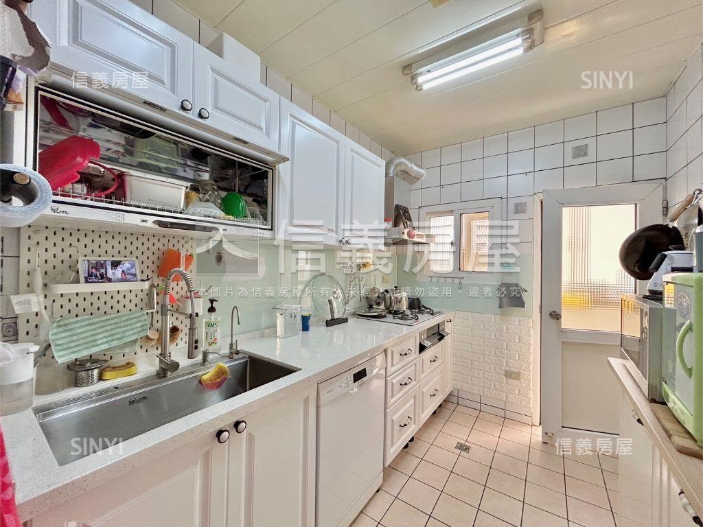 稀有雙車位最美花園府邸房屋室內格局與周邊環境