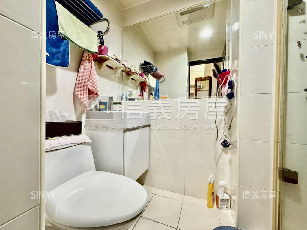 灣頂‧中庭‧兩房房屋室內格局與周邊環境