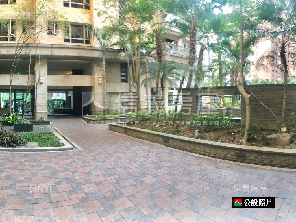 灣頂‧中庭‧兩房房屋室內格局與周邊環境