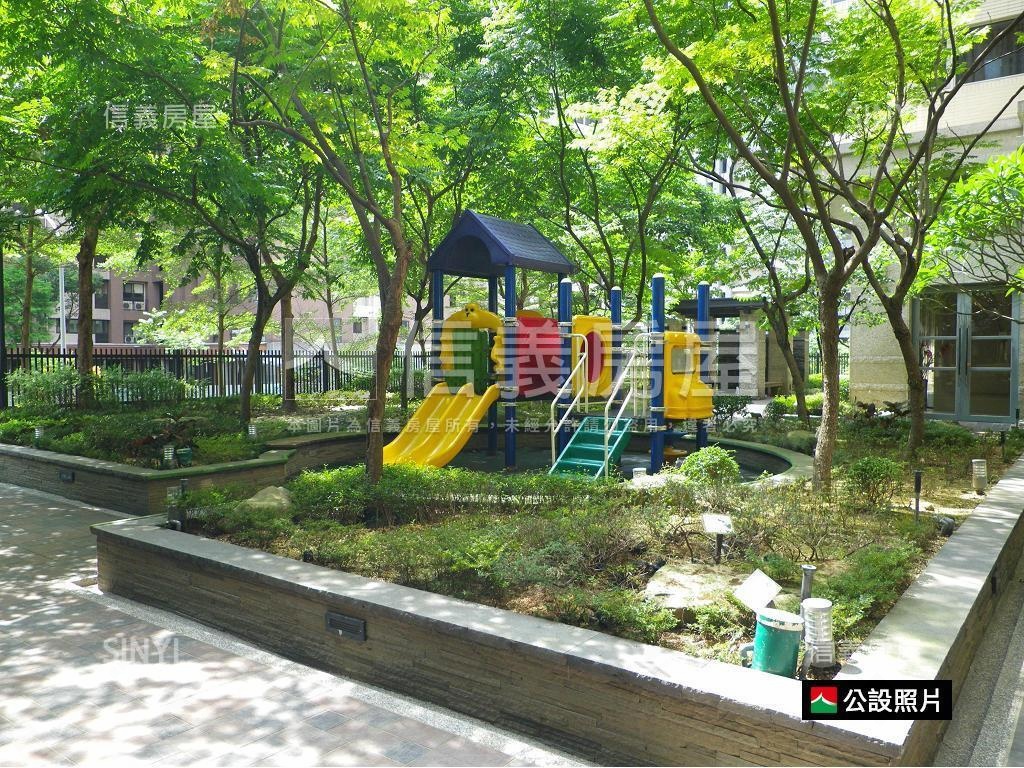 灣頂‧中庭‧兩房房屋室內格局與周邊環境