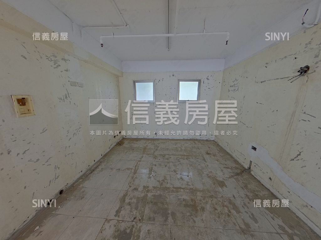 近內科稀有低總價黃金店面房屋室內格局與周邊環境