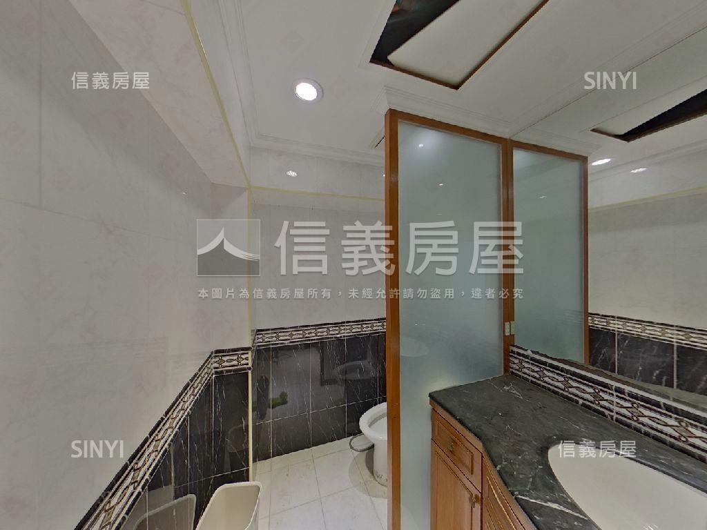 近內科稀有低總價黃金店面房屋室內格局與周邊環境