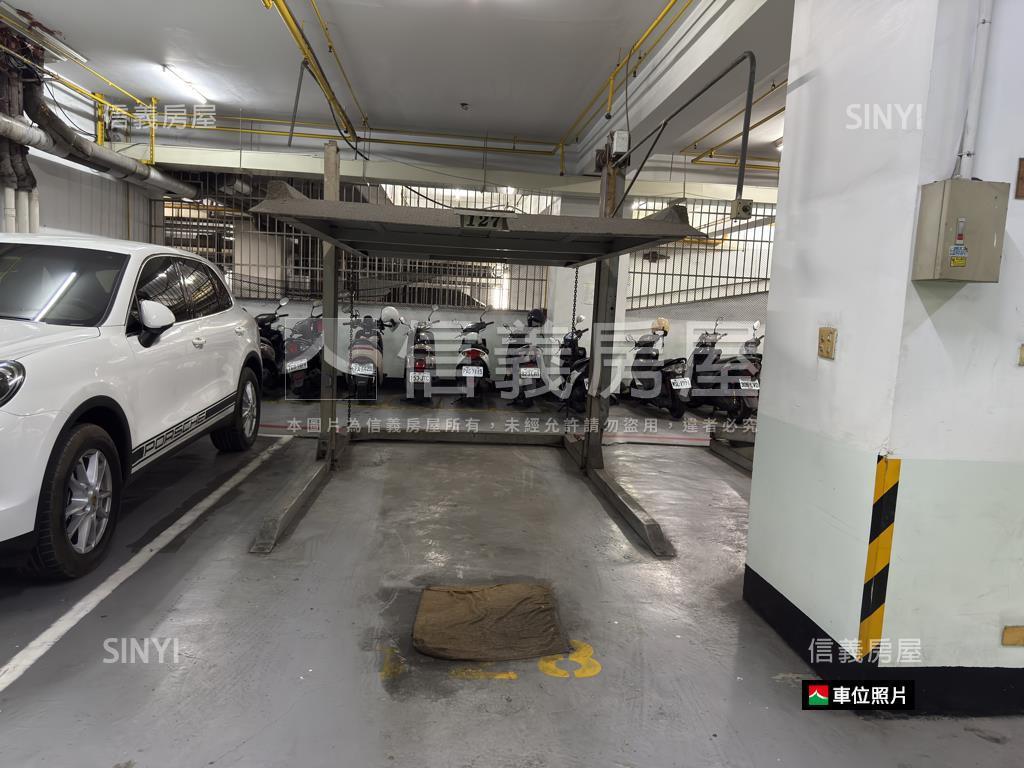 大聖皇宮四房雙車位房屋室內格局與周邊環境