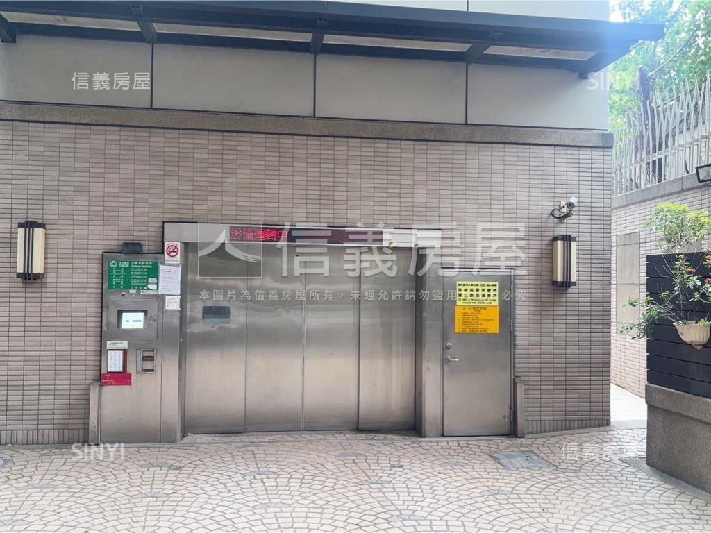 最便宜＜旅行與閱讀車位＞房屋室內格局與周邊環境