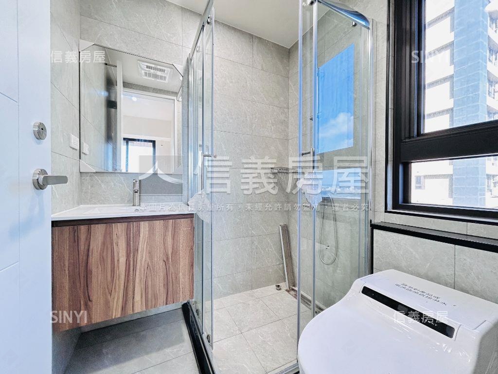 麗江星漾８樓大三房車位房屋室內格局與周邊環境