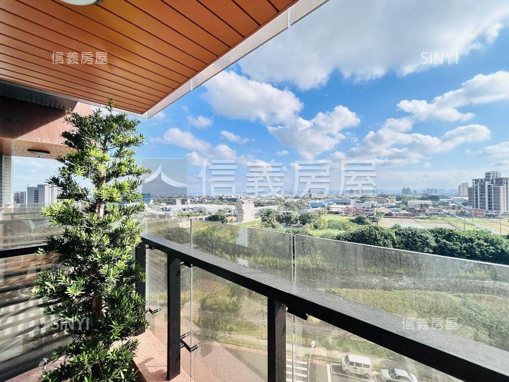 麗江星漾８樓大三房車位房屋室內格局與周邊環境