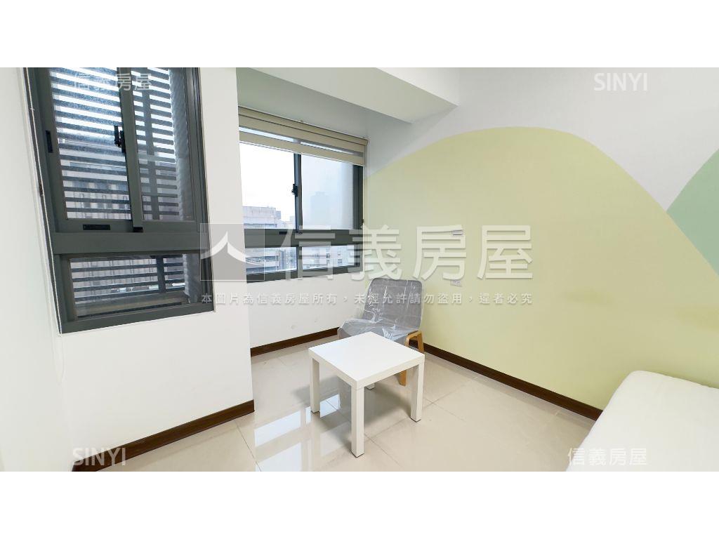 大任我行近巨城套房房屋室內格局與周邊環境