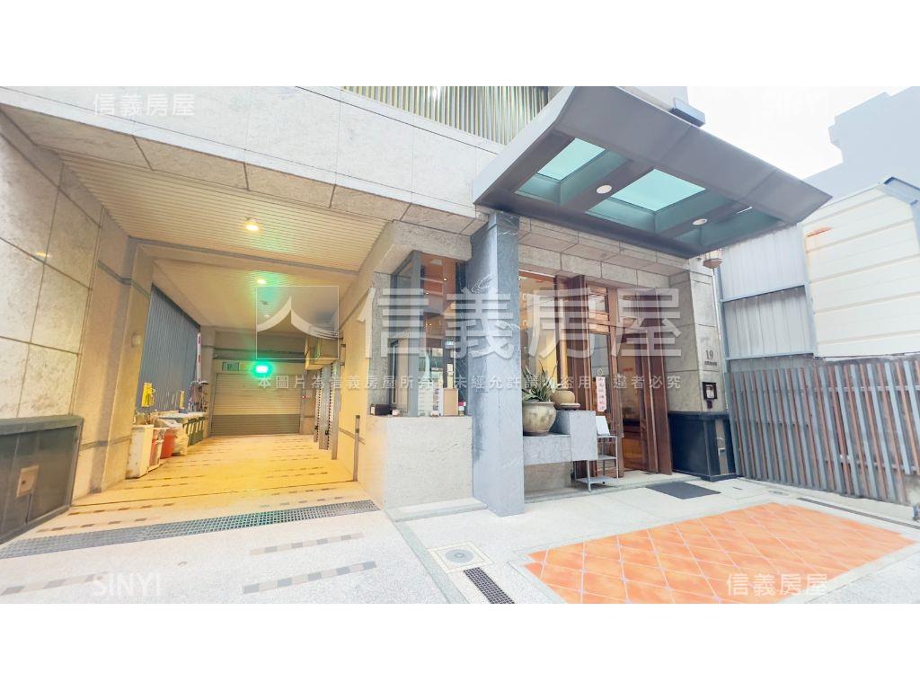 大任我行近巨城套房房屋室內格局與周邊環境