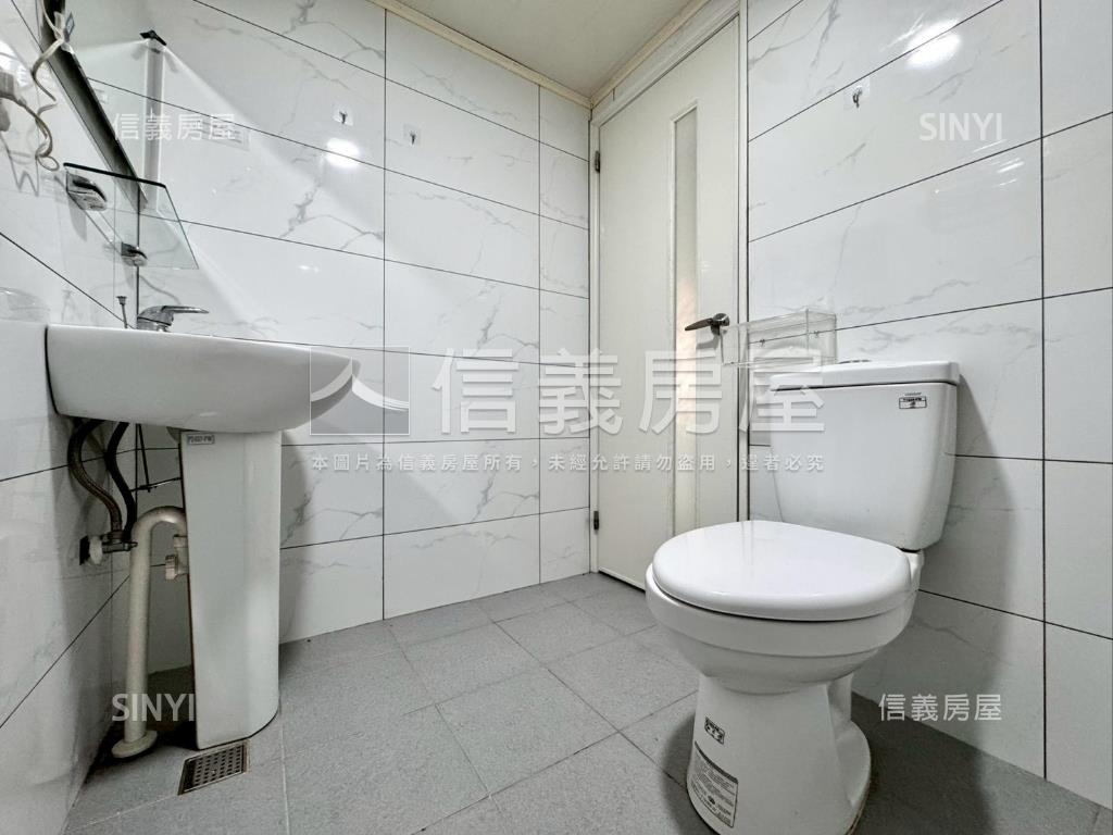 中國醫指標美侖美奐四房讚房屋室內格局與周邊環境