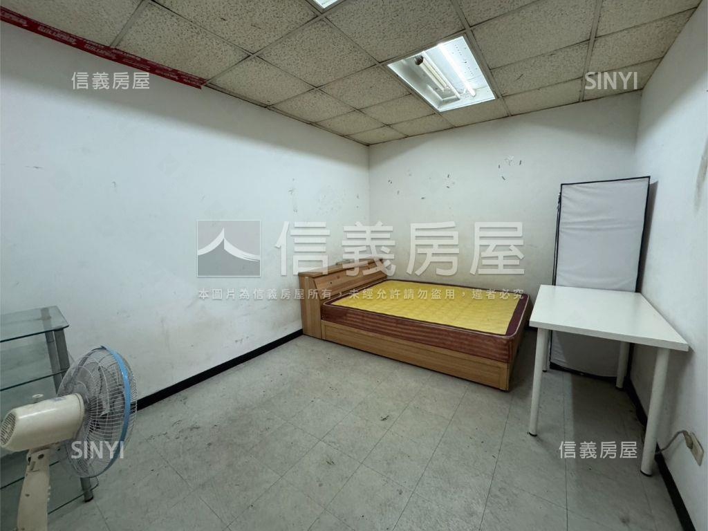 膝蓋救星低總價二樓免爬高房屋室內格局與周邊環境