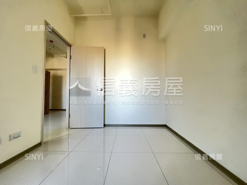 仰星殿美高樓兩房平車可看房屋室內格局與周邊環境