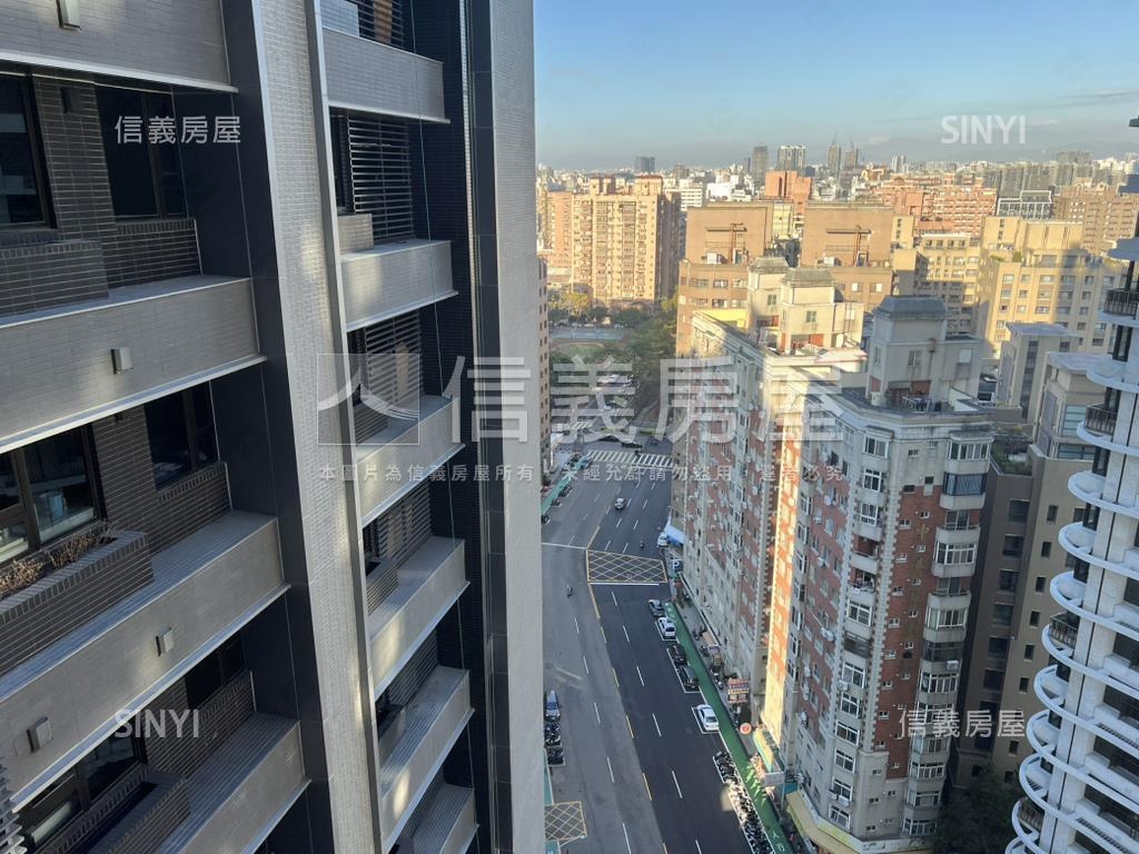 仰星殿美高樓兩房平車可看房屋室內格局與周邊環境