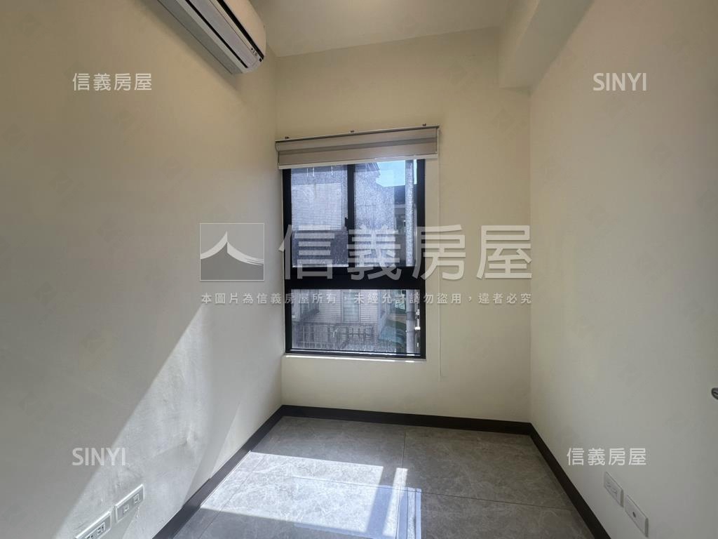 源利御品邊間三房坡平車位房屋室內格局與周邊環境