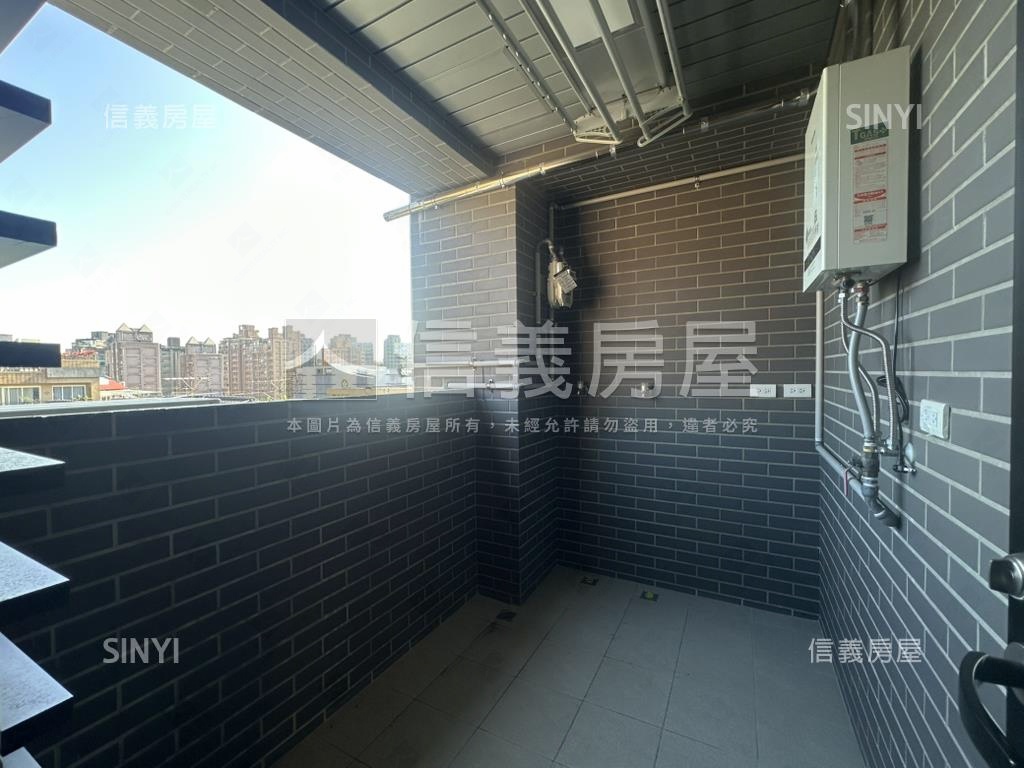 源利御品邊間三房坡平車位房屋室內格局與周邊環境