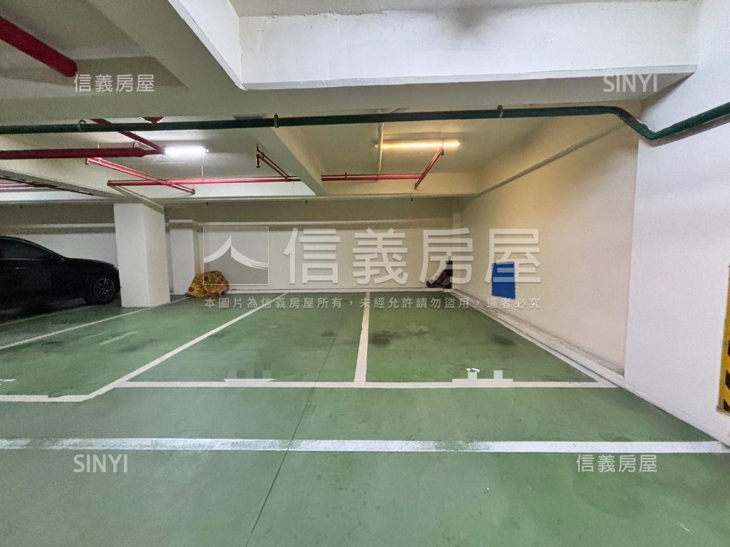 香草天空三代同堂樓中樓房屋室內格局與周邊環境