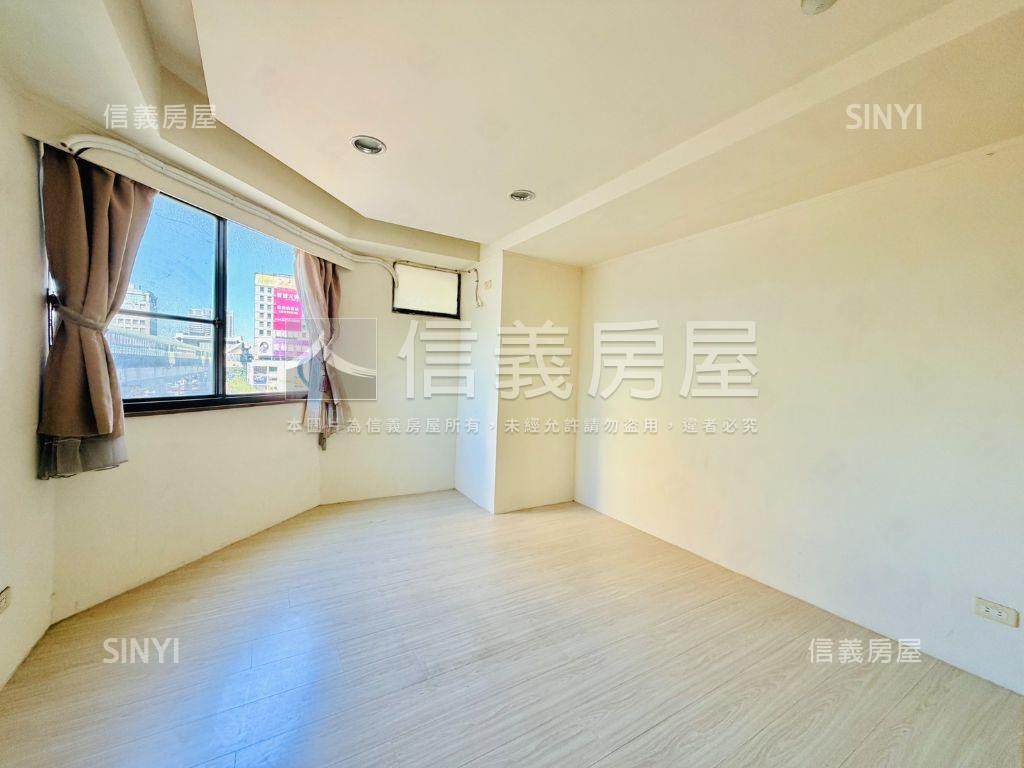 ＃五期－文心市政大３房房屋室內格局與周邊環境