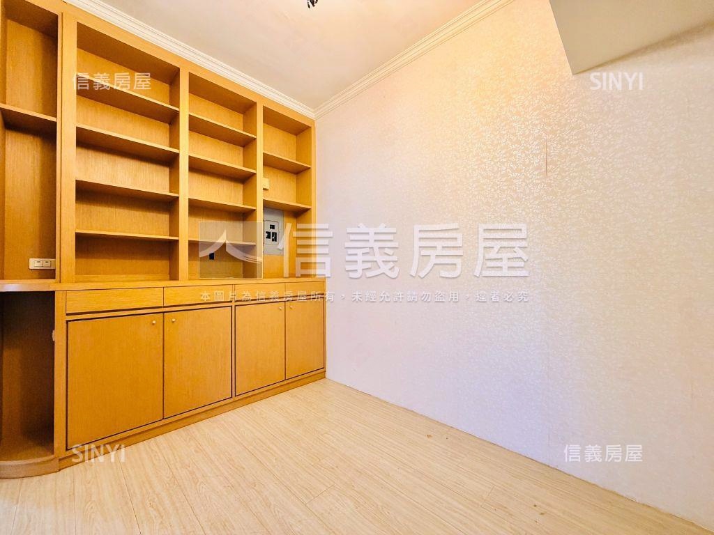 ＃五期－文心市政大３房房屋室內格局與周邊環境