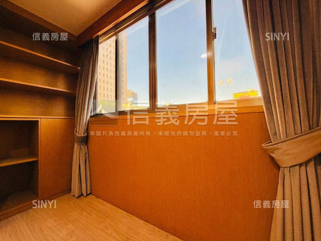 ＃五期－文心市政大３房房屋室內格局與周邊環境