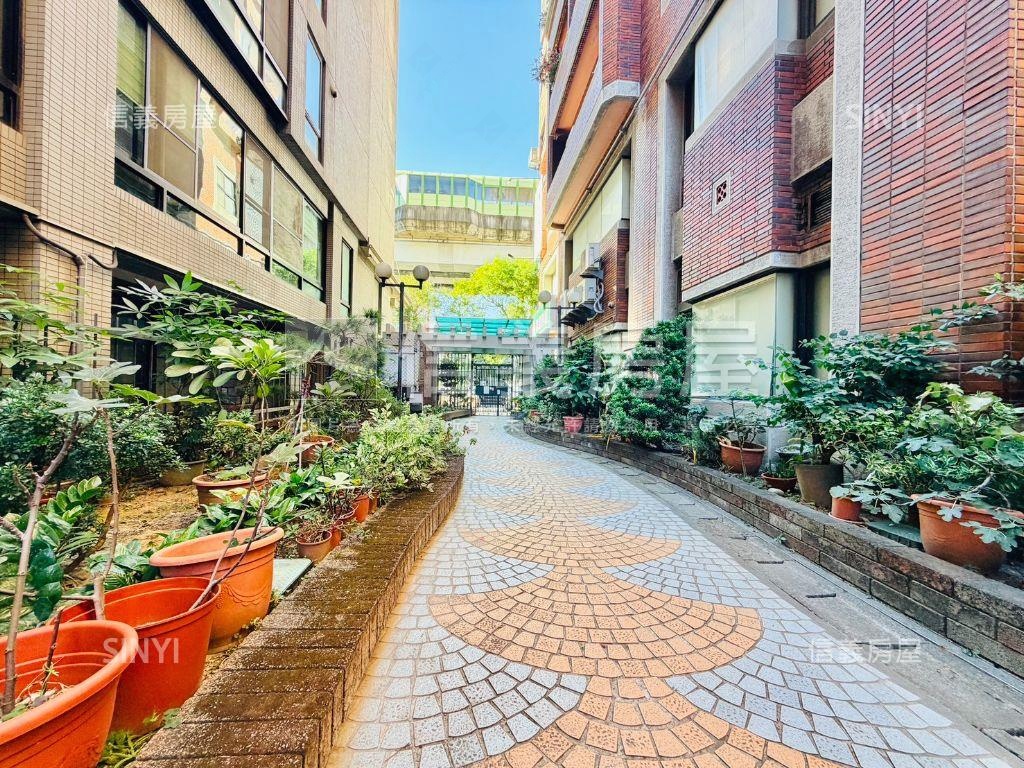 ＃五期－文心市政大３房房屋室內格局與周邊環境