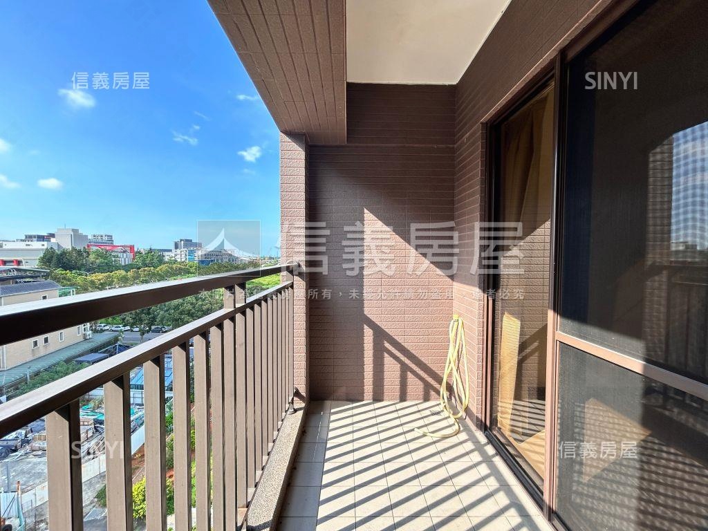 專任佳順採光雙衛浴開窗房屋室內格局與周邊環境