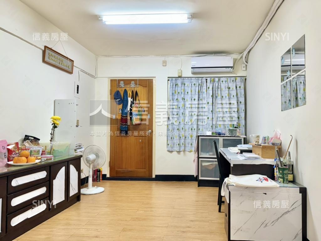 國盛花園電梯雅緻２房房屋室內格局與周邊環境