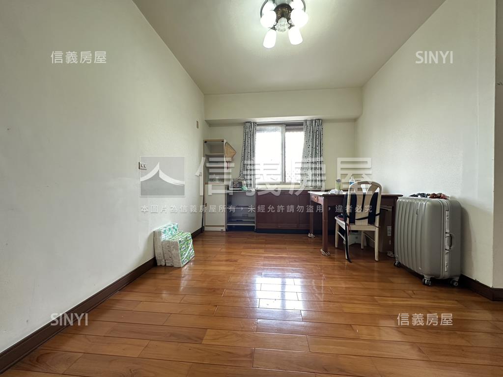 大埔商圈美三房附車位房屋室內格局與周邊環境