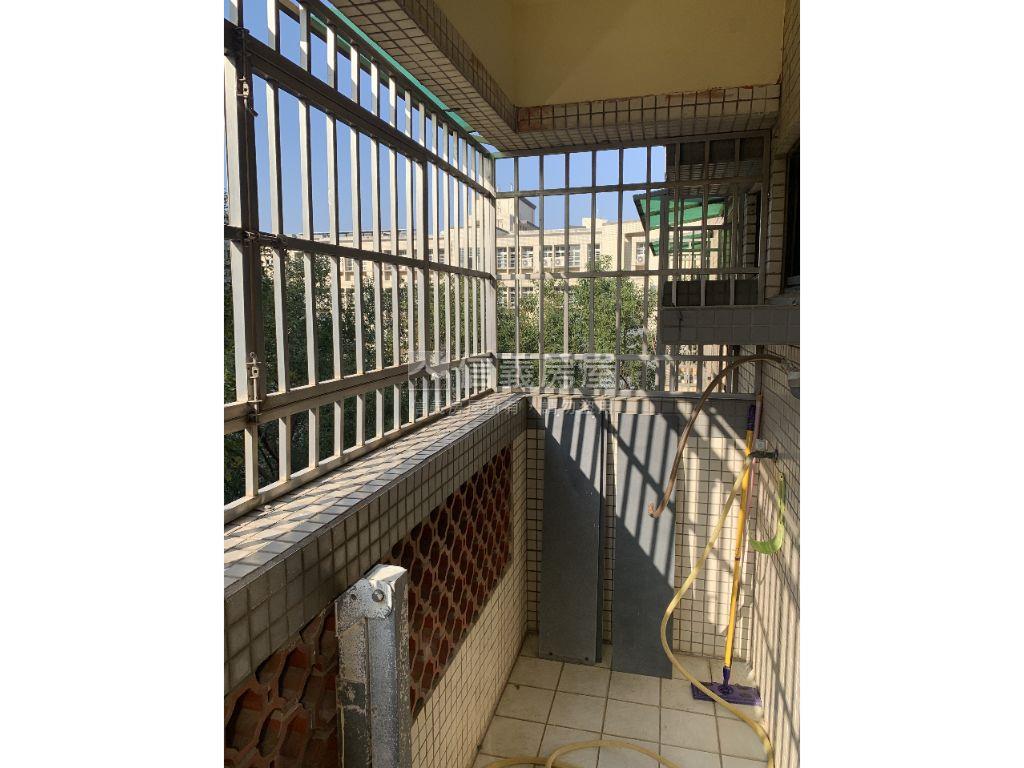 中科國安國宅甲區大三房房屋室內格局與周邊環境