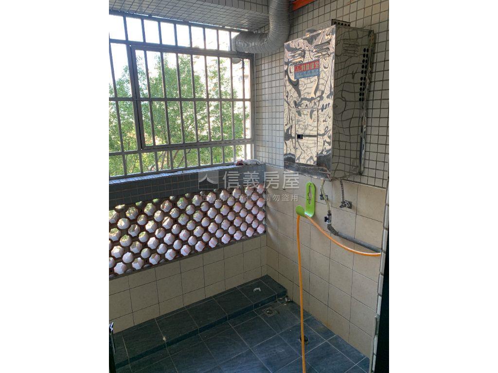 中科國安國宅甲區大三房房屋室內格局與周邊環境