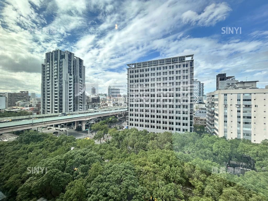 雙敦氣派高樓層房屋室內格局與周邊環境