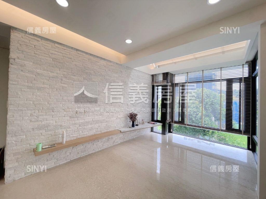 靜謐新店直潭電梯別墅房屋室內格局與周邊環境