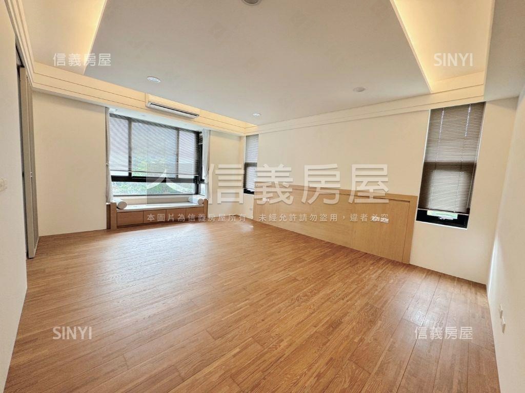 靜謐新店直潭電梯別墅房屋室內格局與周邊環境