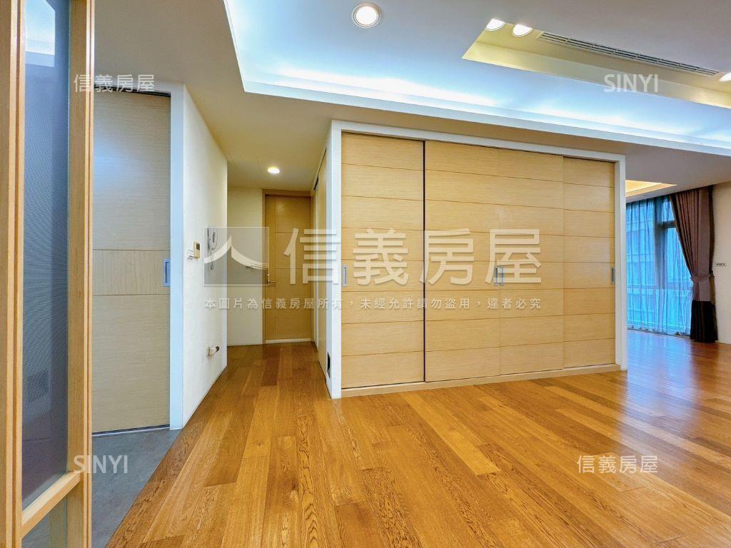 創世紀四房朝東南大戶房屋室內格局與周邊環境