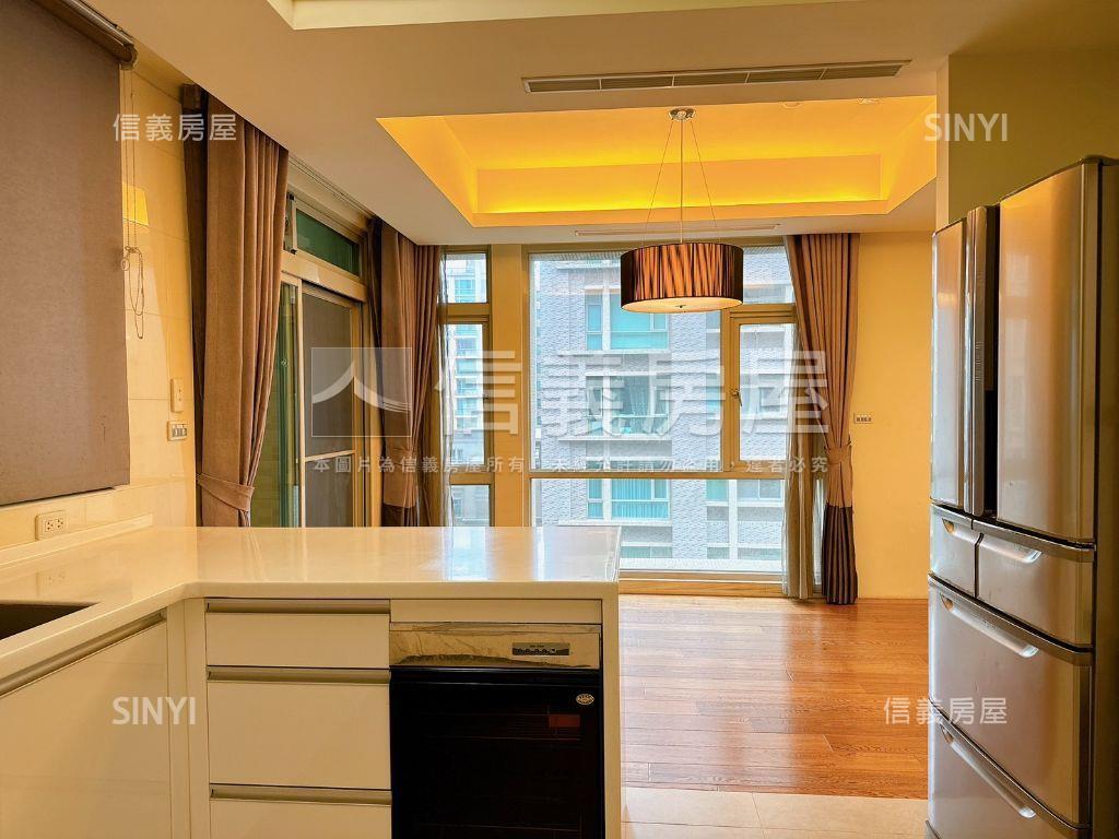 創世紀四房朝東南大戶房屋室內格局與周邊環境