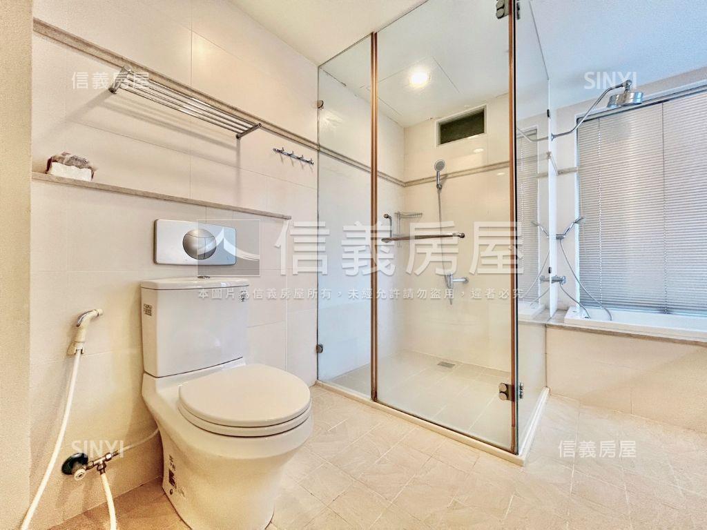 創世紀四房朝東南大戶房屋室內格局與周邊環境