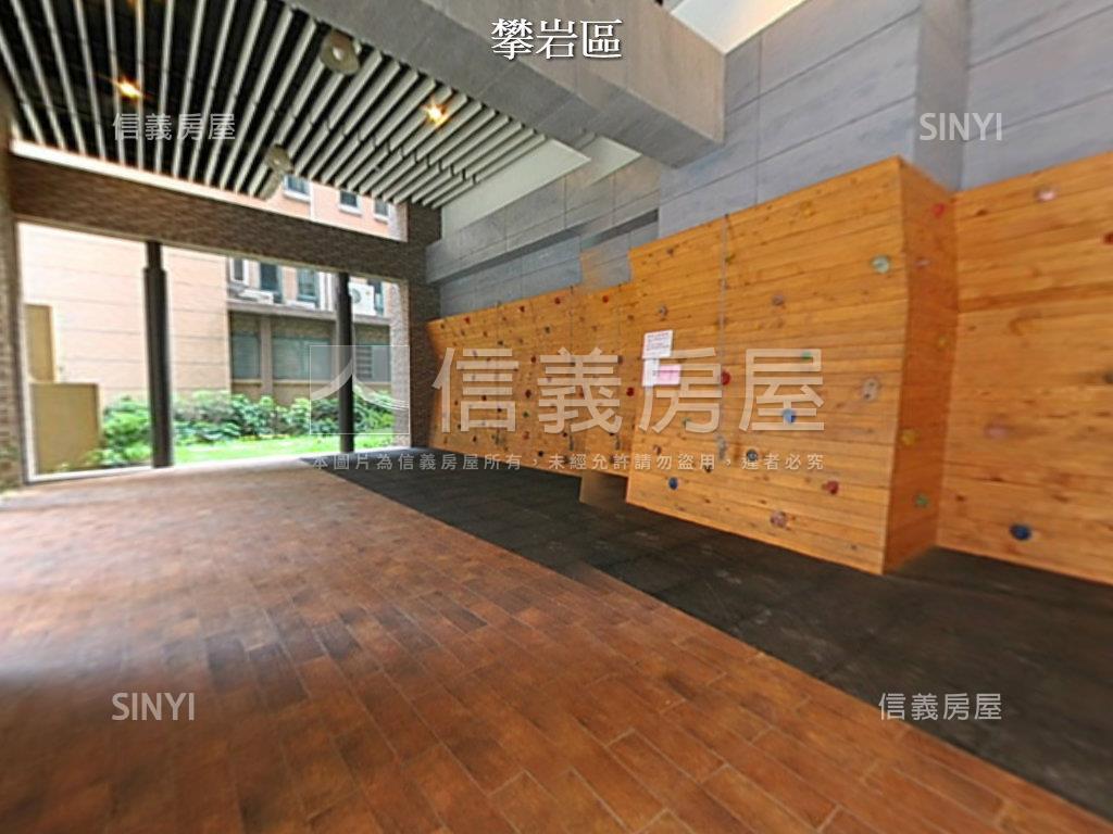 創世紀四房朝東南大戶房屋室內格局與周邊環境