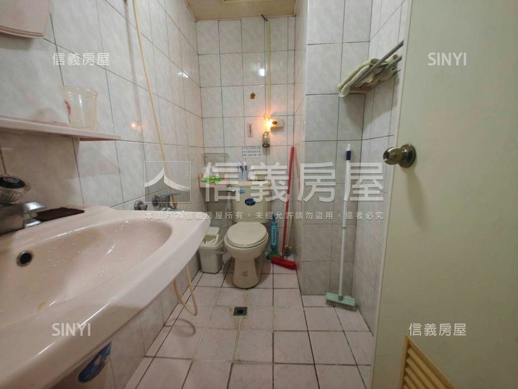 自由低總價三房平移房屋室內格局與周邊環境