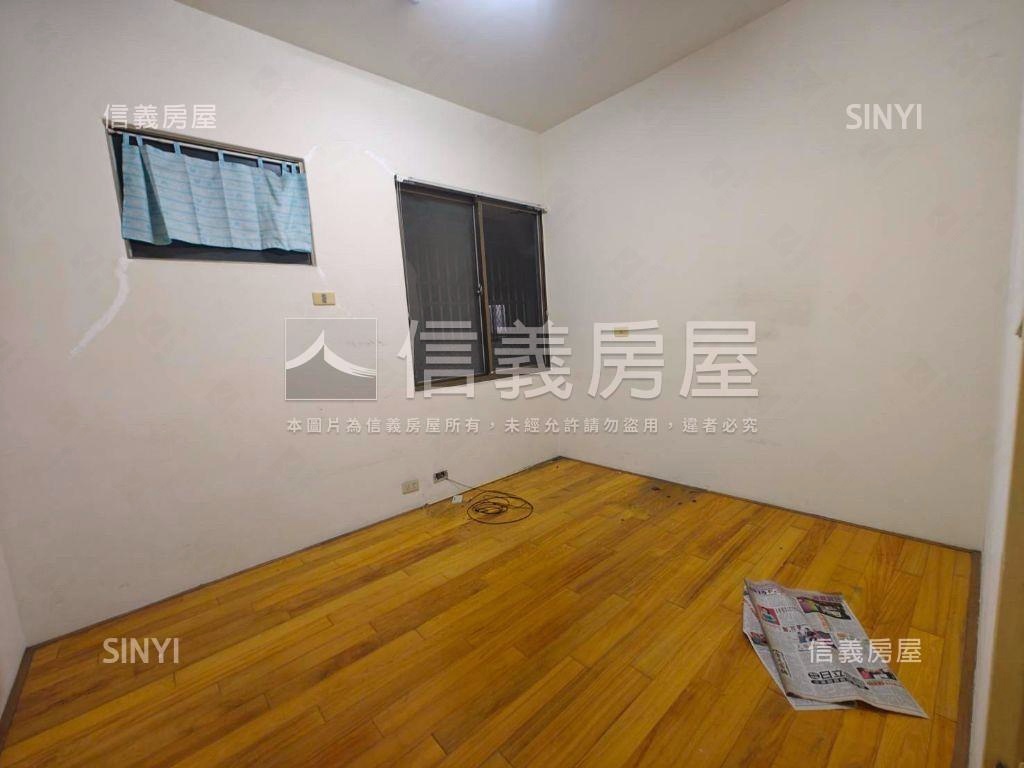 自由低總價三房平移房屋室內格局與周邊環境