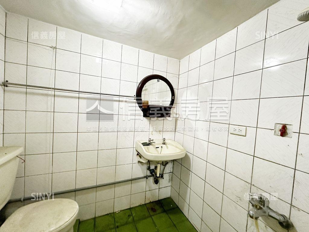 近車站好規劃面寬一樓公寓房屋室內格局與周邊環境