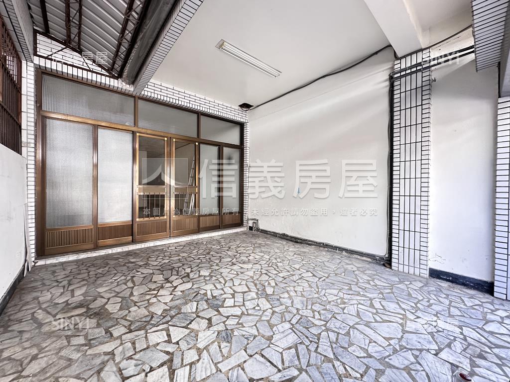 怡平路．走路上學透天房屋室內格局與周邊環境