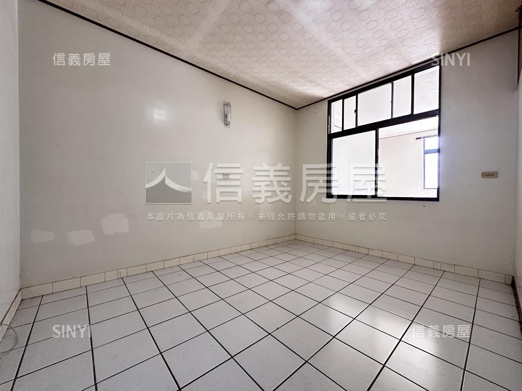 怡平路．走路上學透天房屋室內格局與周邊環境
