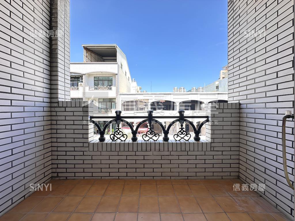 怡平路．走路上學透天房屋室內格局與周邊環境